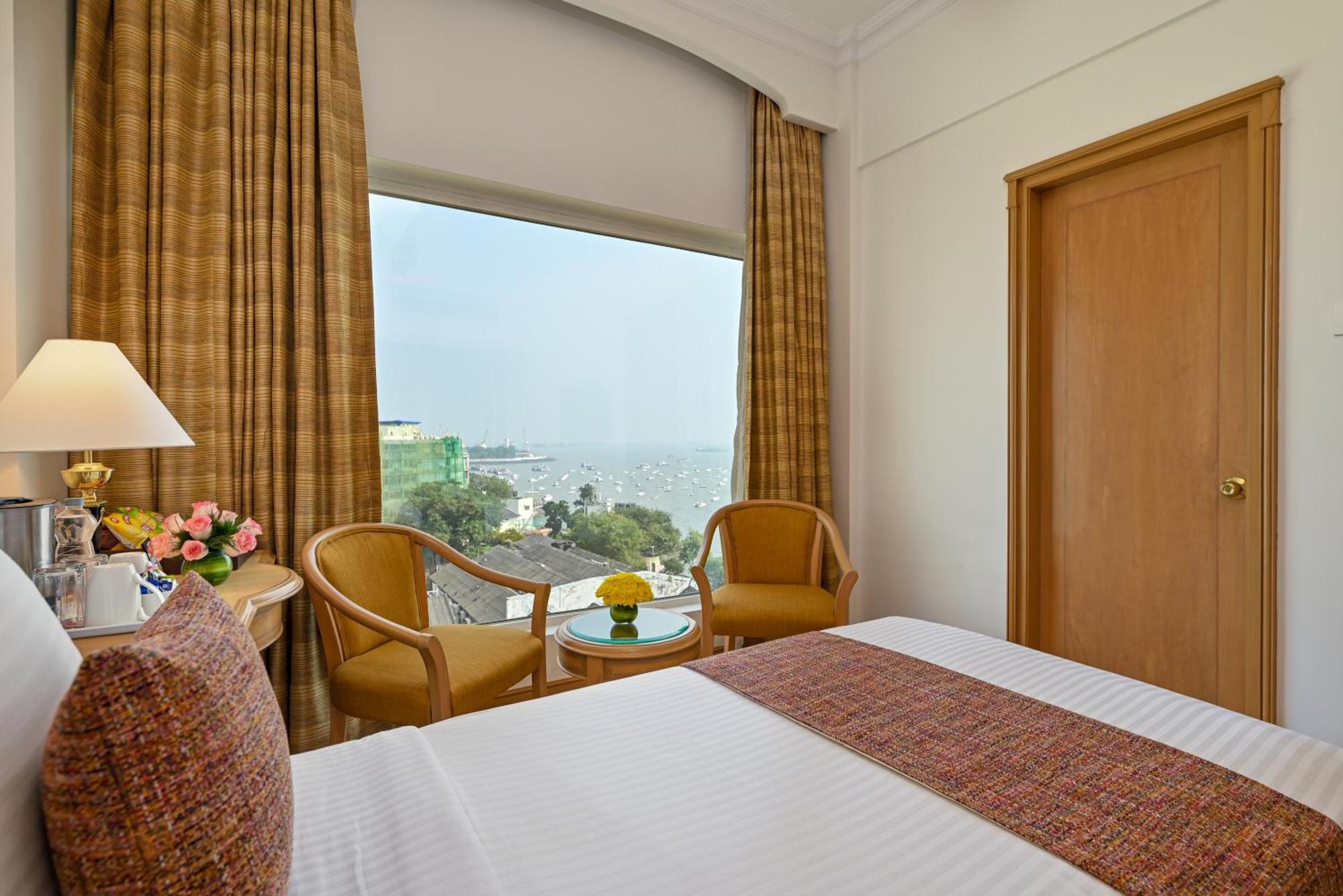 Fariyas Hotel Mumbai , Colaba Kültér fotó