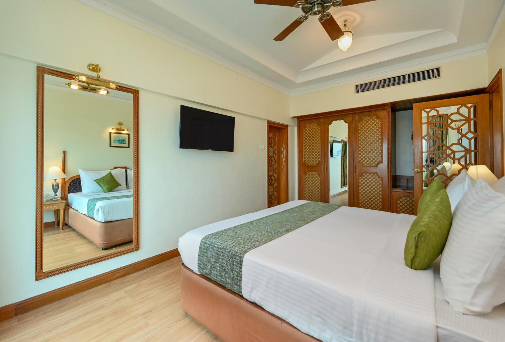 Fariyas Hotel Mumbai , Colaba Kültér fotó